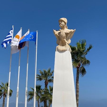 Larnaca Beach Apartment 44 Exteriér fotografie