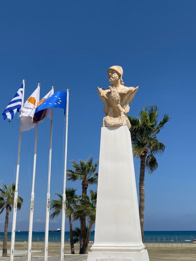 Larnaca Beach Apartment 44 Exteriér fotografie